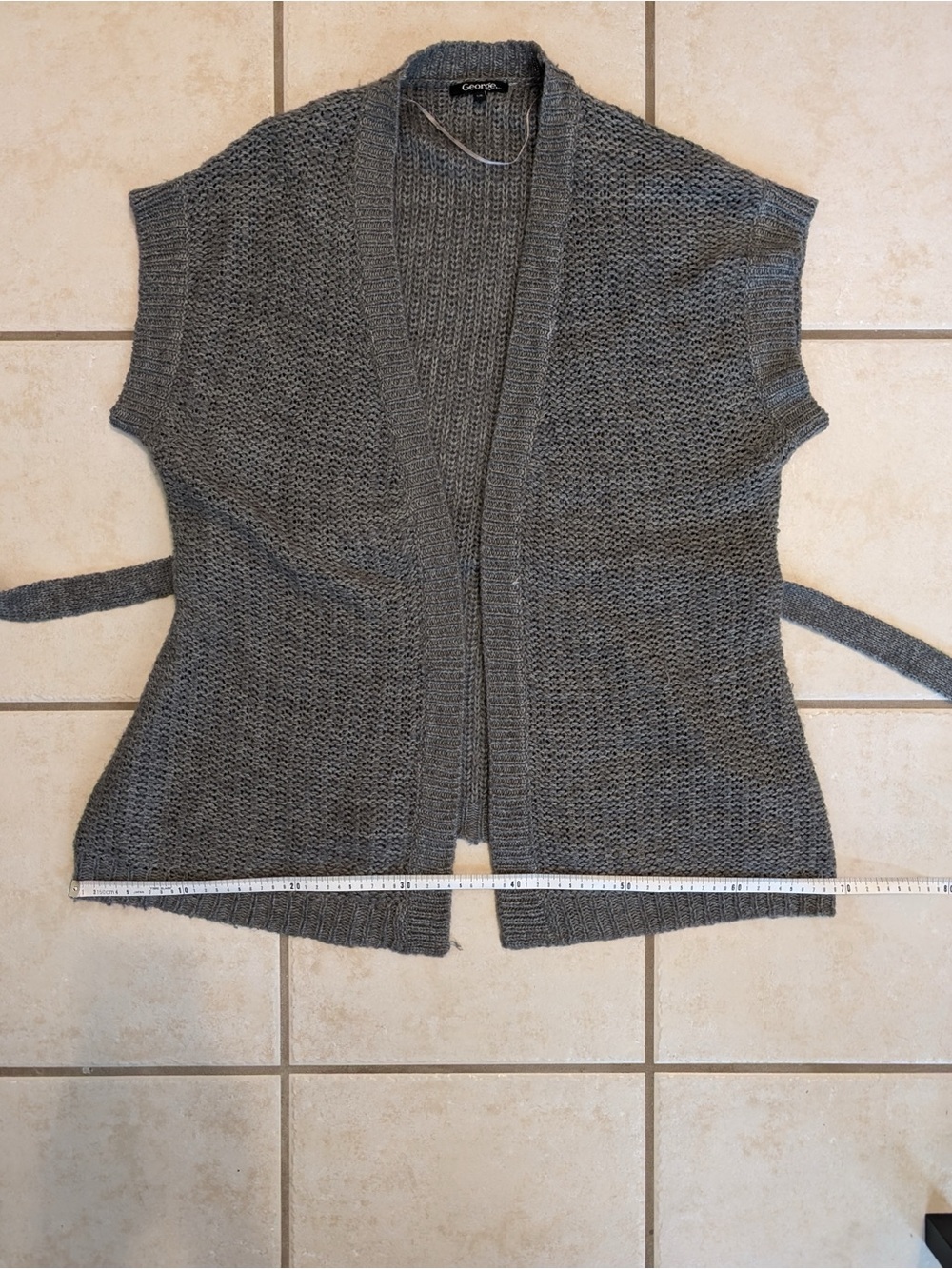 Grey Shawl - Picture 10 of 15